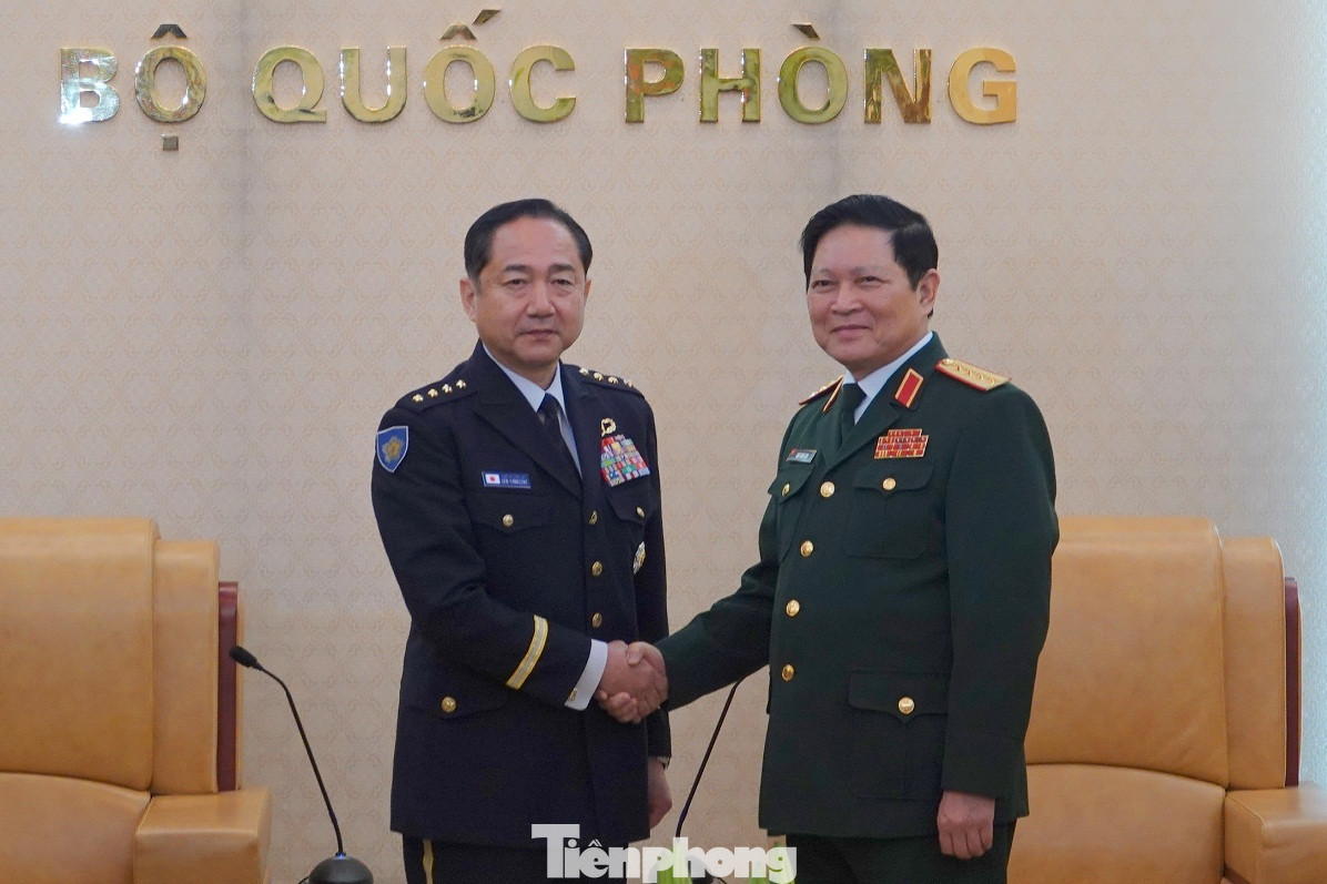 Quân đội Việt - Nhật xem xét chuyển giao công nghệ đóng tàu quân sự ảnh 1