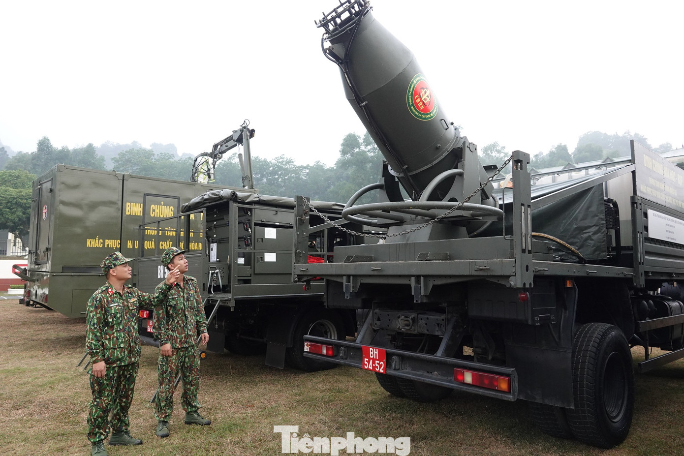 Bộ đội Hóa học tẩy trùng, vệ sinh môi trường hơn 3,8 triệu m2 ảnh 6