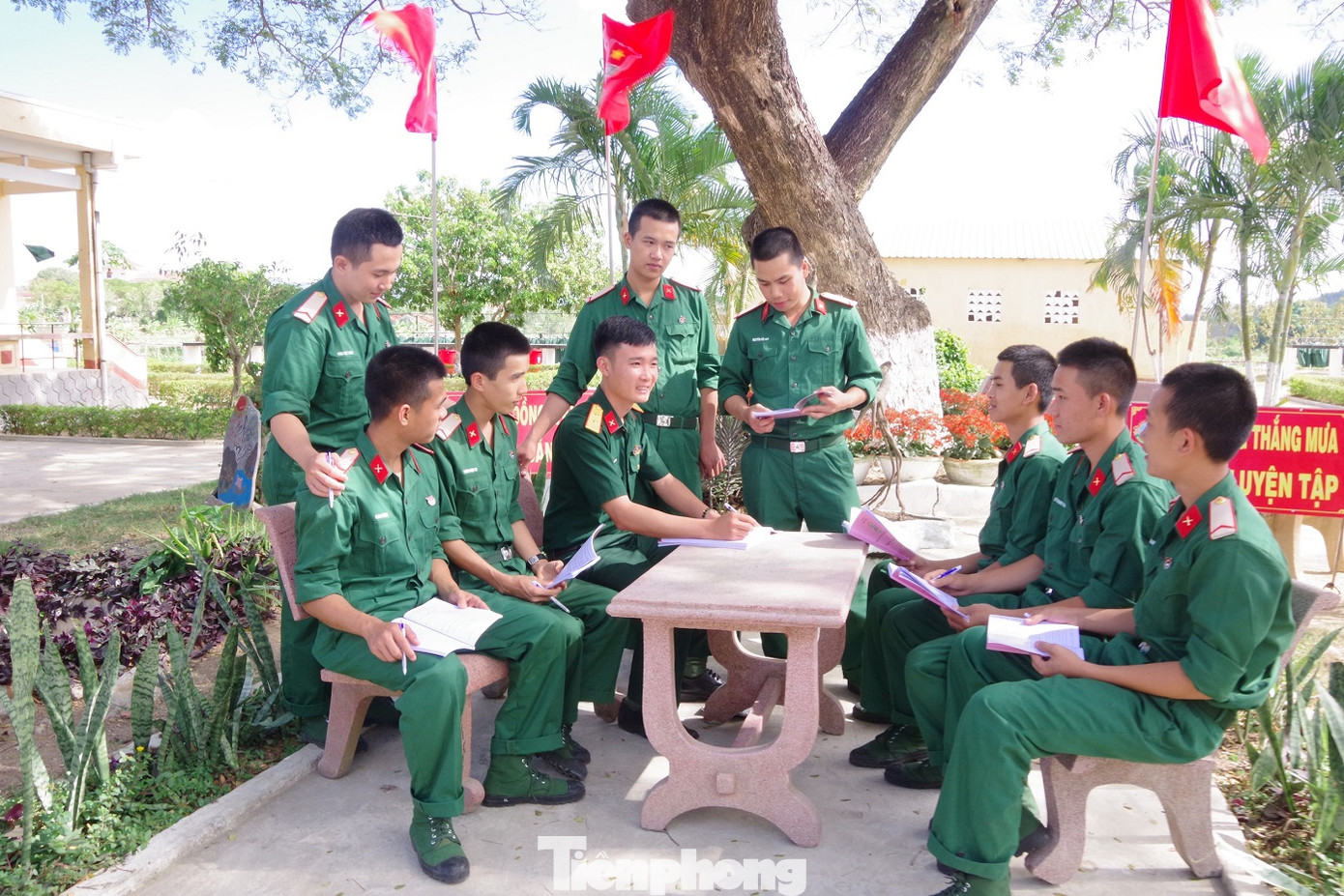 Xây đắp niềm tin, trách nhiệm cho thanh niên Quân đội ảnh 2