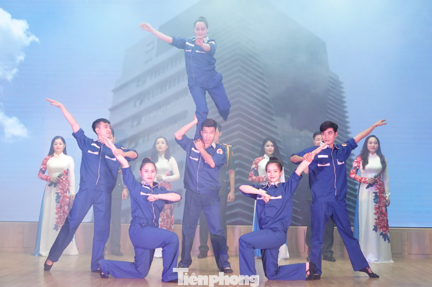 ‘Khúc tráng ca lặng lẽ’ của lính quân giới ảnh 3