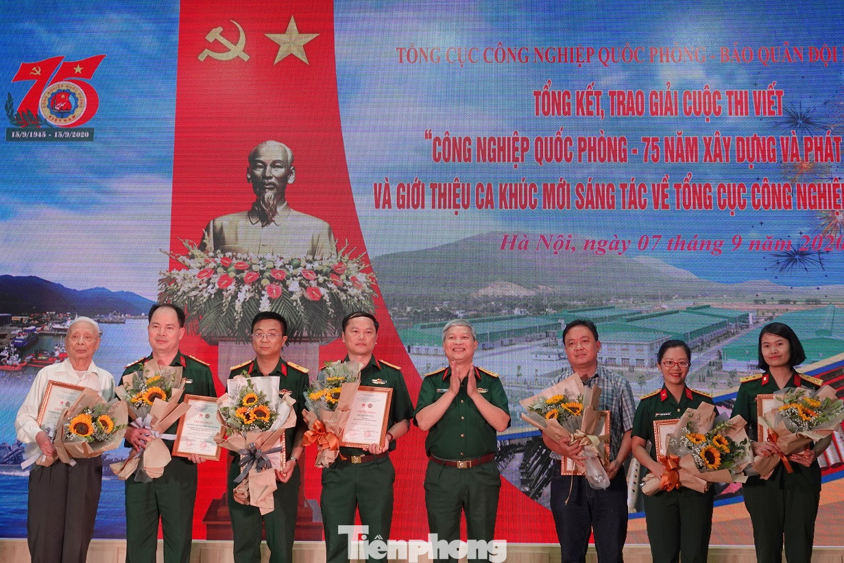 ‘Khúc tráng ca lặng lẽ’ của lính quân giới ảnh 6