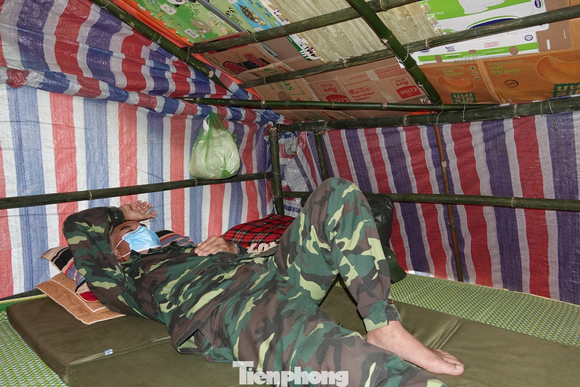 Biên phòng Quảng Ninh ngăn đại dịch COVID-19 ảnh 13