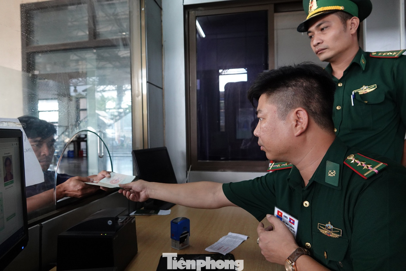 Biên phòng Lao Bảo liên tiếp đánh án trong mùa dịch ảnh 6