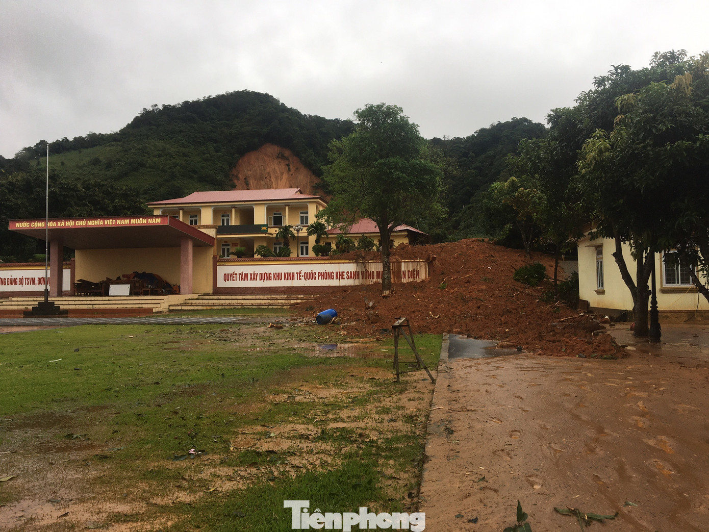 Tìm thấy nhiều thi thể vụ sạt lở ở Đoàn 337, tính phương án dùng trực thăng cứu nạn ảnh 19