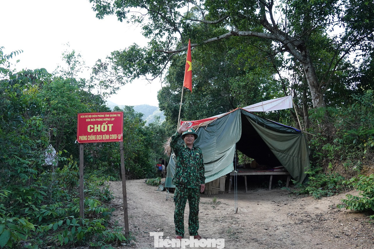  Biên phòng Quảng Trị dãi nắng dầm mưa chặn đại dịch ảnh 8