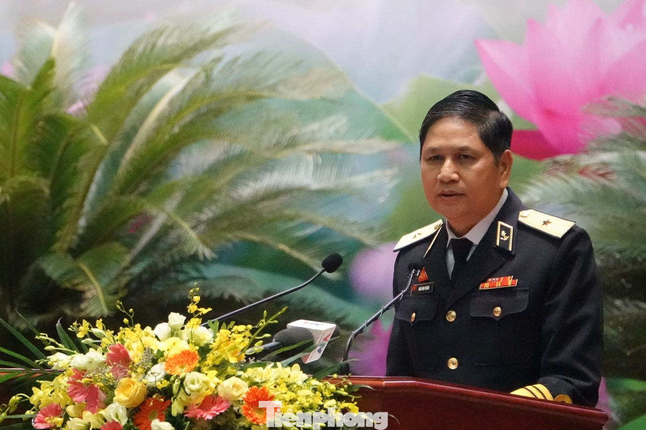 Chuẩn Đô đốc Ngô Văn Thuân: Còn người, còn biển đảo ảnh 2