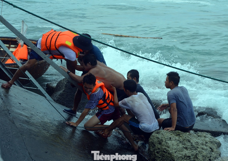 Chuẩn Đô đốc Ngô Văn Thuân: Còn người, còn biển đảo ảnh 3