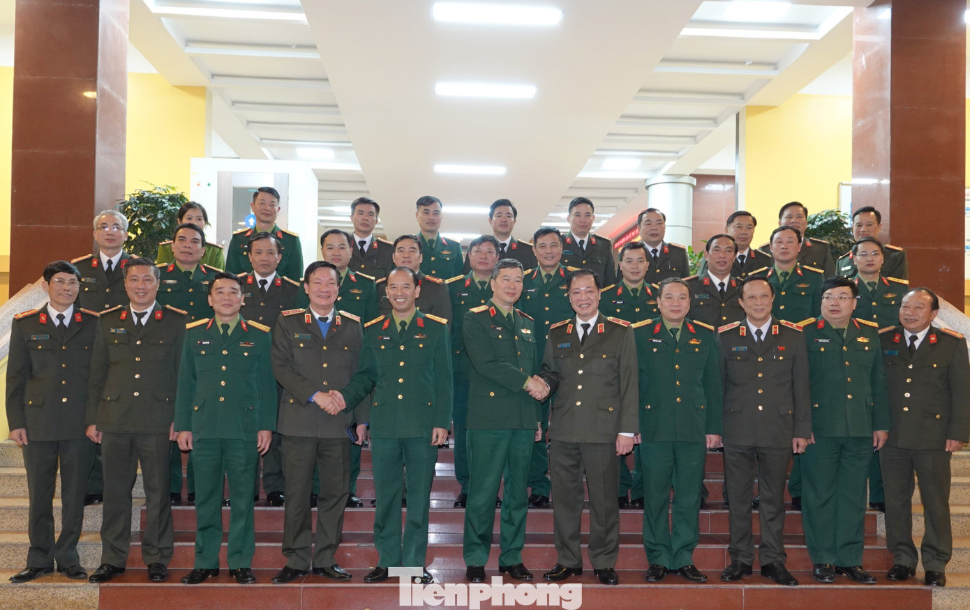 Quân đội và Công an tăng cường phối hợp bảo vệ, đón tiếp tại Lăng Bác ảnh 3