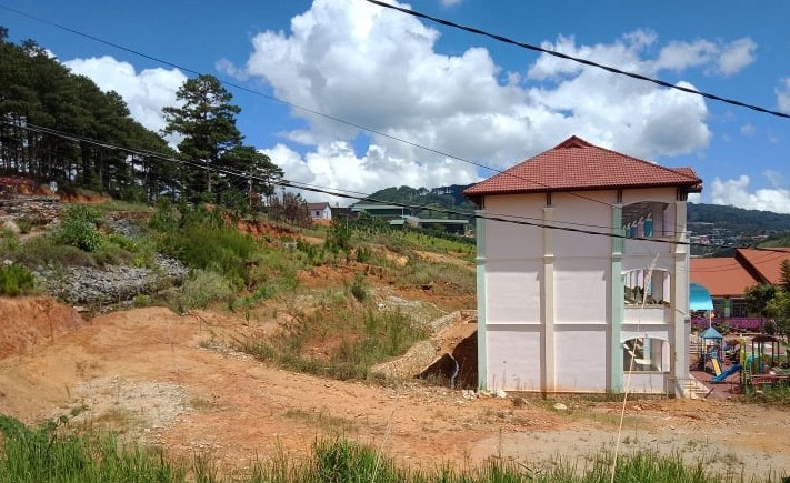 Sạt lở nghiêm trọng trên Quốc lộ 27C, nguy cơ đổ xuống trường mầm non ảnh 4