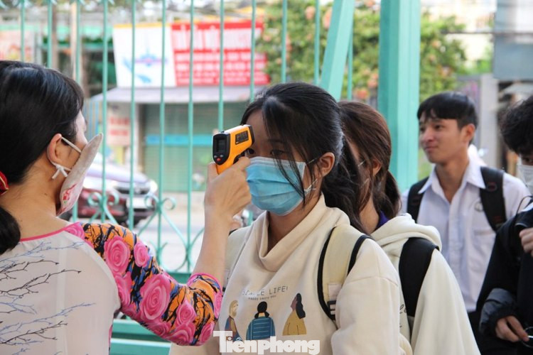 Bình Dương điều tra lý lịch di chuyển của gần 30.000 học sinh ảnh 1