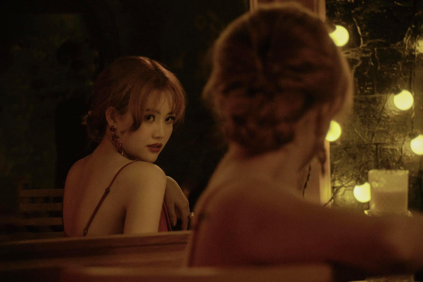 Sao Việt 24H: Nhóm nhạc song sinh Gemini chi 1 tỷ làm MV, Hồ Ngọc Hà mang thai với Kim Lý? ảnh 6