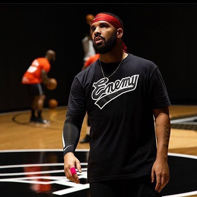 Drake nhá hàng “Toosie Slide” trên Tik Tok khiến dân tình thi nhau “đổ ầm ầm” ảnh 2