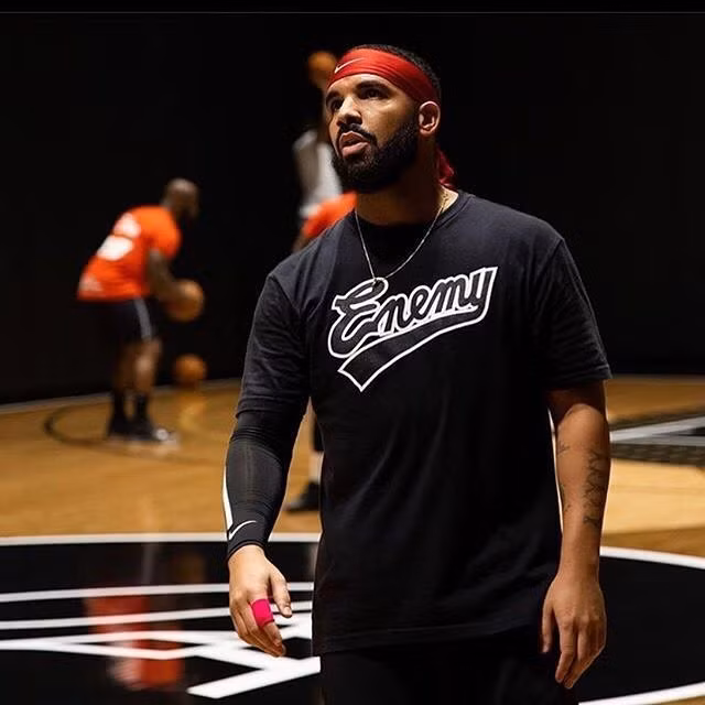Drake nhá hàng “Toosie Slide” trên Tik Tok khiến dân tình thi nhau “đổ ầm ầm” ảnh 2
