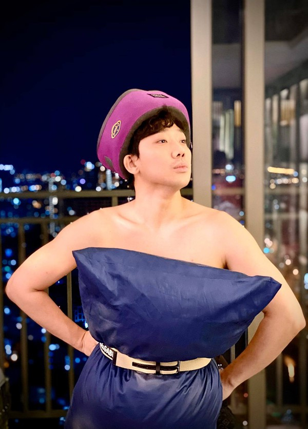 Sao Việt mùa cách ly: Bảo Anh khoe “boss” trăm triệu, nhưng lạ nhất vẫn là Lâm Khánh Chi ảnh 1