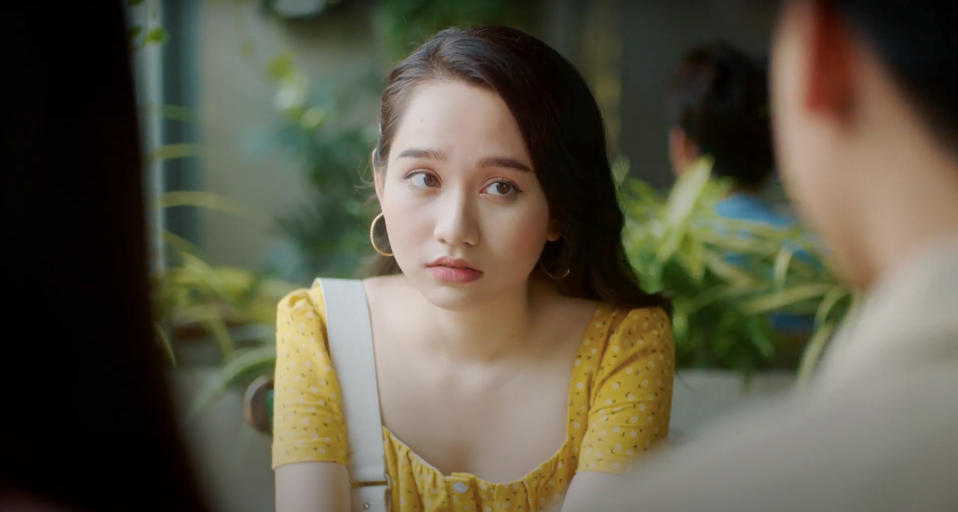 Sao Việt 24H: Hà Lan “Mắt Biếc” hóa nàng thơ, Hồ Việt Trung ra nhạc chế “thời Cô Vy” ảnh 4