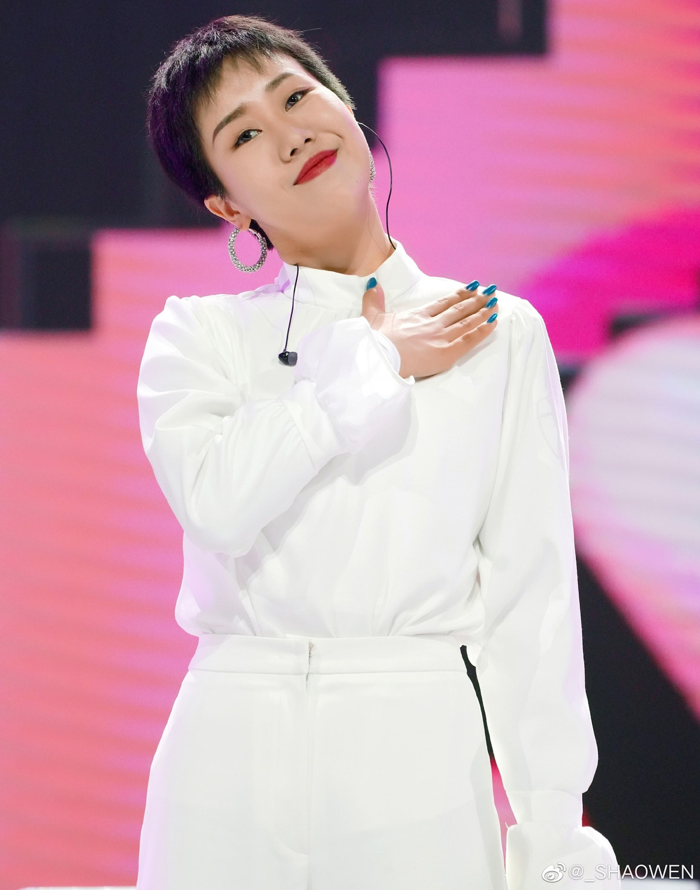 Khi thực tập sinh “Thanh Xuân Có Bạn 2” thành bạn cùng lớp, bạn muốn ngồi cùng bàn với ai? ảnh 26