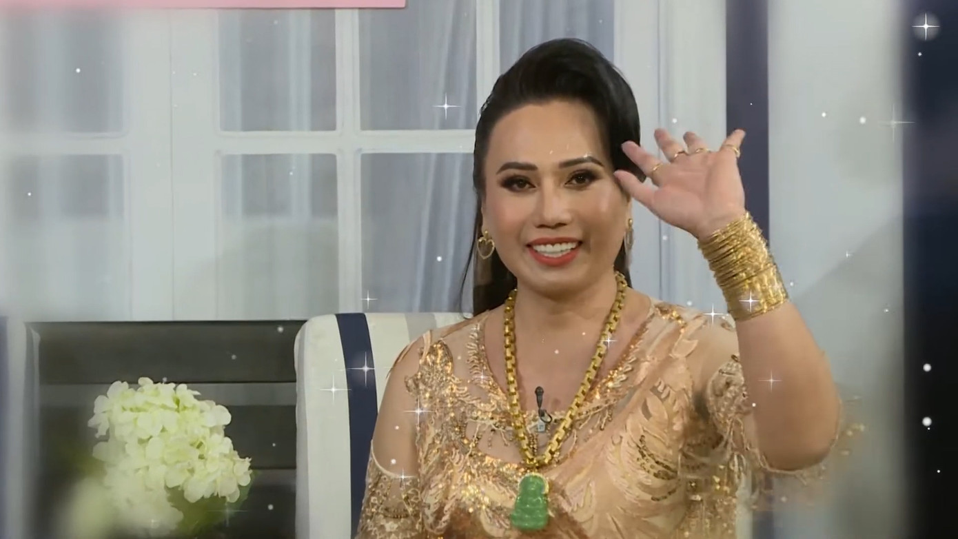 Showbiz Việt 24H: Suni Hạ Linh, Huỳnh Lập kể chuyện xưa; cô Minh Hiếu tiếp tục “gây bão” ảnh 1