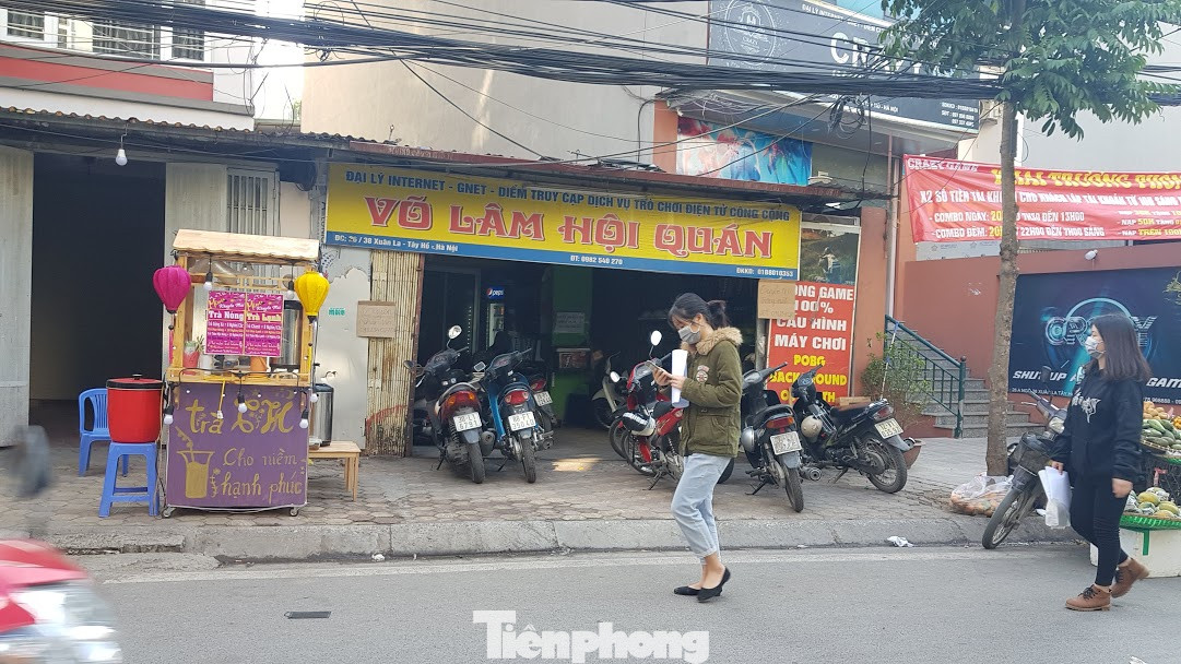 Quán game, hàng internet 'bủa vây' ngõ nhỏ ảnh 5