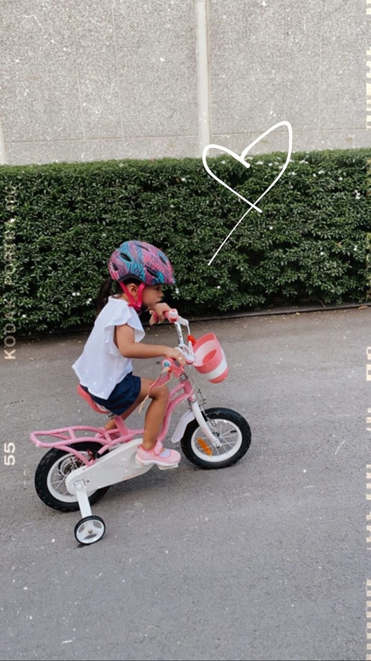 Tăng Thanh Hà hiếm hoi khoe ảnh cận mặt con gái đáng yêu khiến fans thích thú ảnh 1