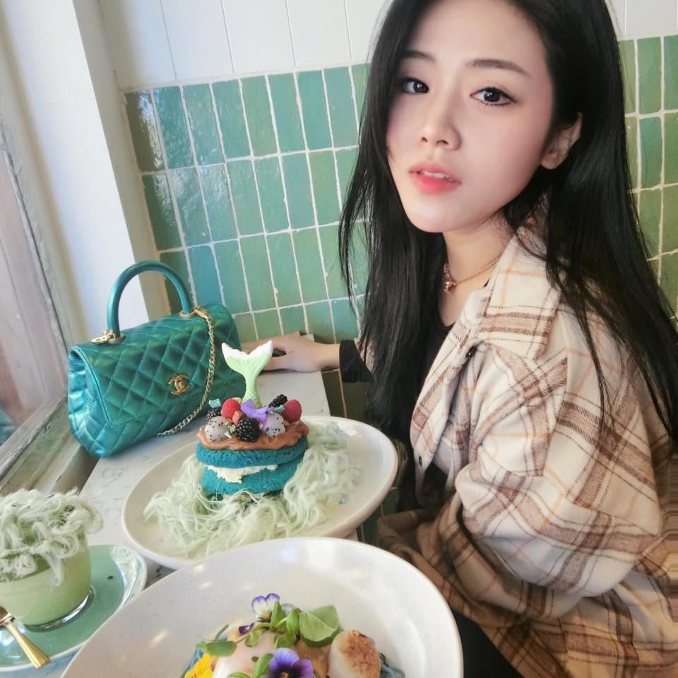 Nhan sắc ‘gây mê’ của em gái Ông Cao Thắng ảnh 12