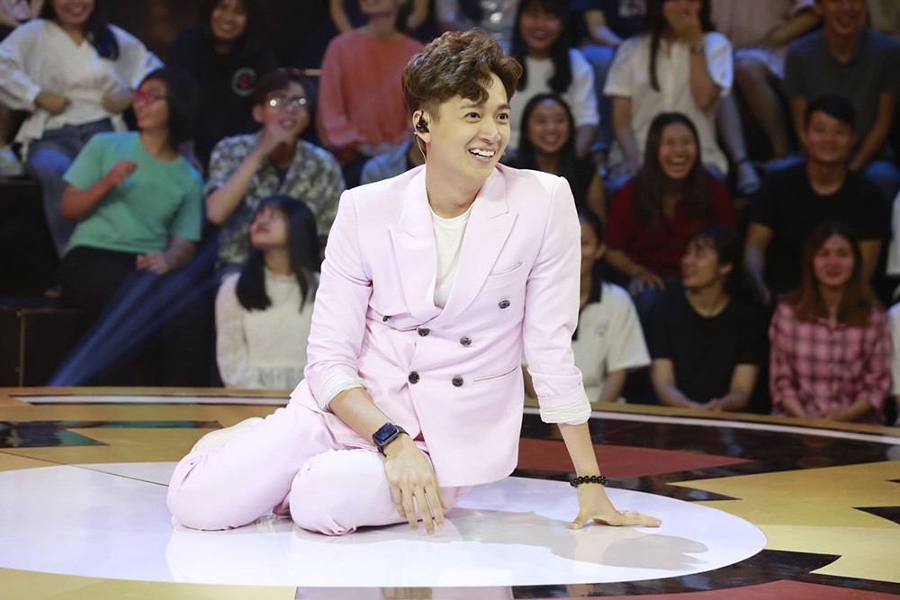 Thí sinh bắt Trấn Thành, Trường Giang quỳ gối ở 'Thách thức danh hài' ảnh 2