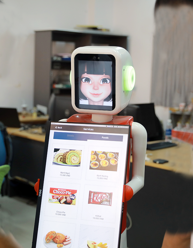 Nhóm Nghiên cứu AI của ĐH Duy Tân Chế tạo Robot Phục vụ ảnh 1