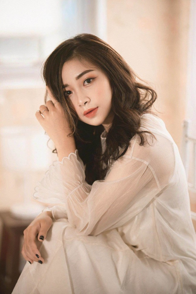 Bạn gái hot girl của Văn Đức lên tiếng về tin đồn kết hôn trong tháng 12 ảnh 3