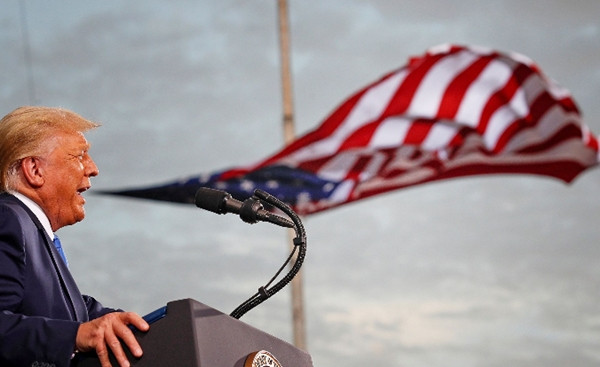 4 năm chụp ảnh Tổng thống Trump: Đằng sau những bức ảnh ấn tượng nhất của Tổng thống Mỹ thứ 45 ảnh 2