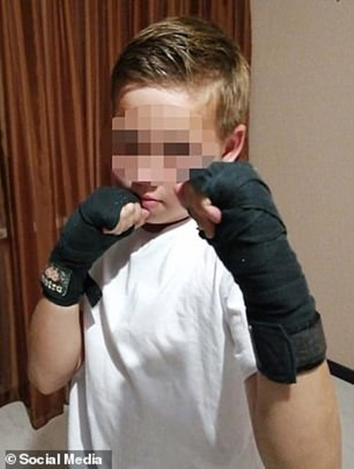 Cậu bé 11 tuổi nhảy từ tầng 23 xuống, trúng chiếc xe tải và sống sót kỳ diệu ảnh 1