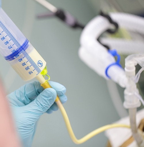 Phẫn nộ người mẹ bắt con gái khỏe mạnh ngồi xe lăn suốt 8 năm, nói dối do bị tự kỷ ảnh 3