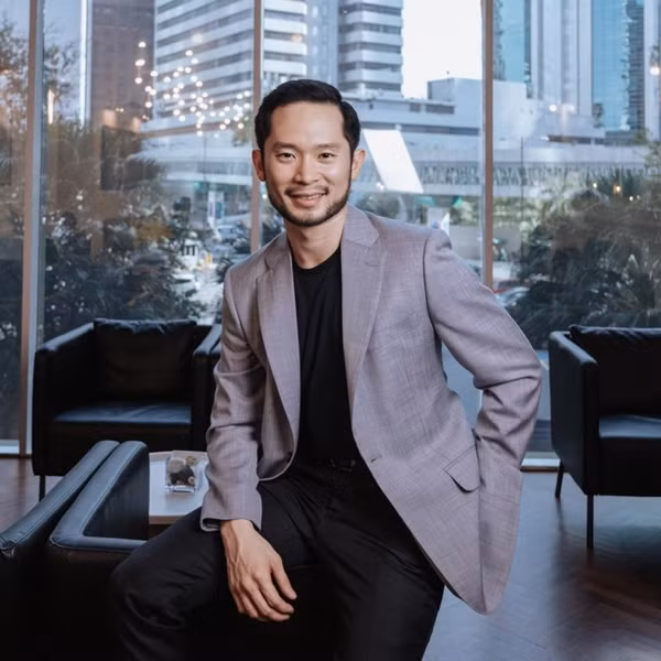 CEO ứng dụng hẹn hò tìm “sugar daddy” bị bắt, phương châm “tình đi đôi với tiền” sụp đổ ảnh 1