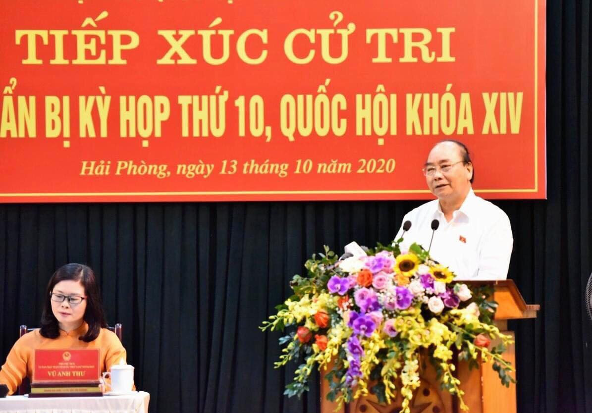 Thủ tướng: Sách giáo khoa 'đụng' đến từng nhà, phải tiết kiệm và phù hợp ảnh 2