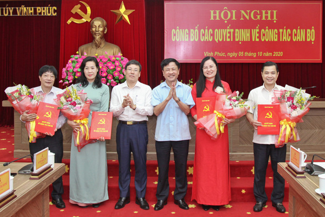 Hà Nội, TP.HCM cùng nhiều địa phương điều động, bổ nhiệm nhân sự mới ảnh 1