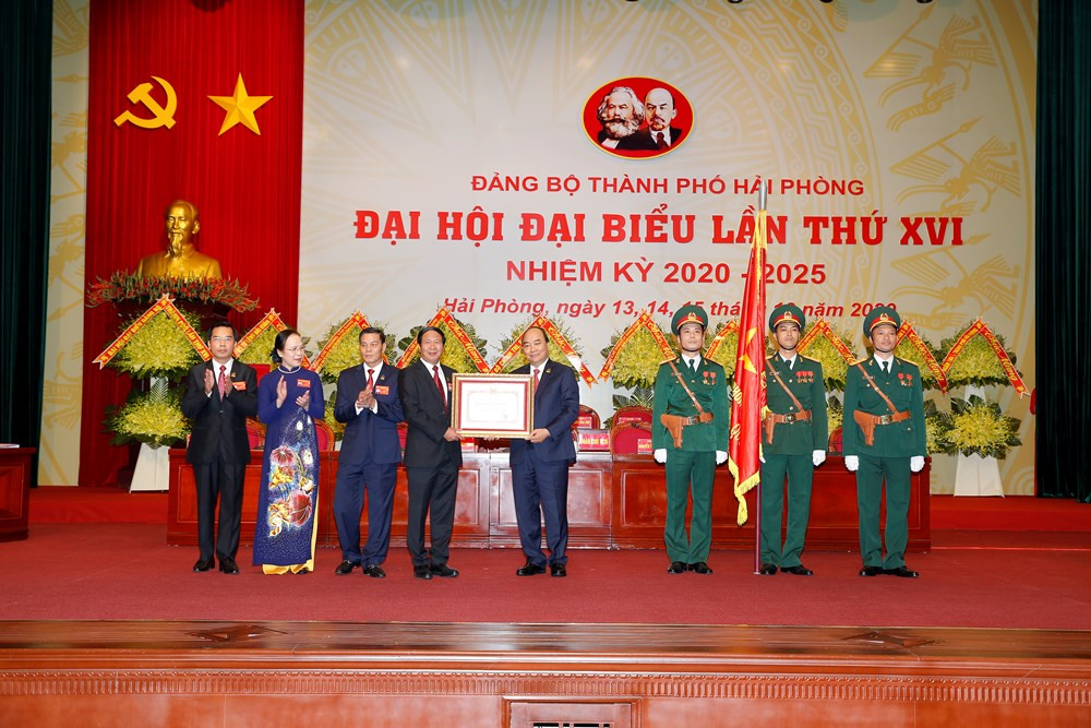 Thủ tướng Nguyễn Xuân Phúc: Phát triển Hải Phòng đạt các tiêu chí đô thị đặc biệt ảnh 1