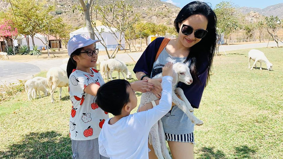 Nhan sắc đời thực trẻ trung bất ngờ của BTV Hoài Anh ở tuổi 40 ảnh 4