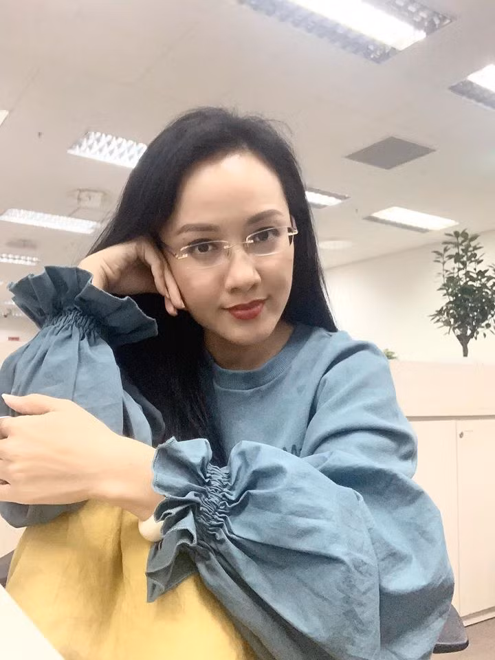 Nhan sắc đời thực trẻ trung bất ngờ của BTV Hoài Anh ở tuổi 40 ảnh 3