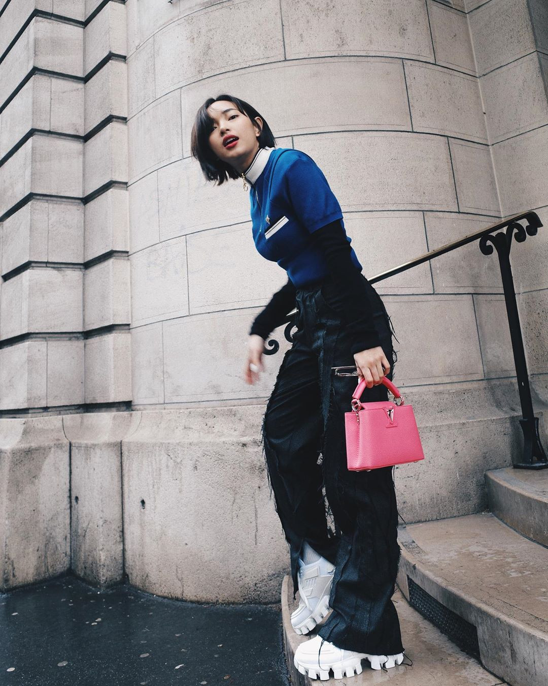 Cập nhật những sao Việt xem thời trang ở Ý, Pháp về bị cách ly vì dịch Covid-19 ảnh 1