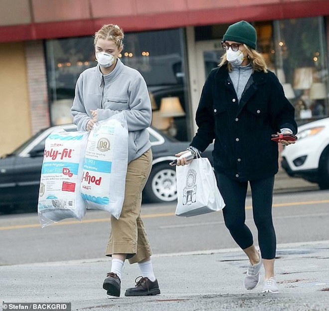 Hollywood 'đóng băng', đã có 2 sao nhiễm Covid-19 ảnh 11