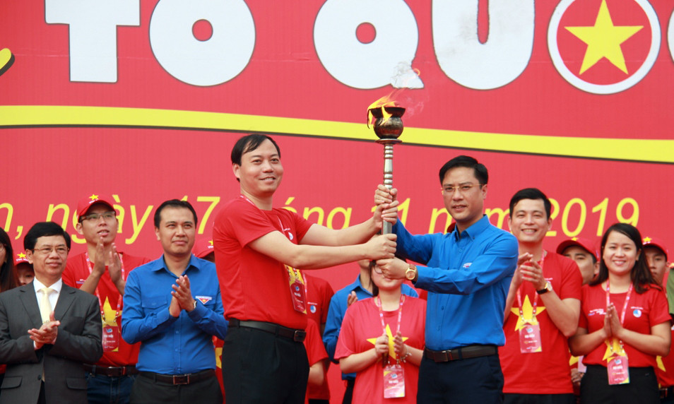 Nhiều hoạt động Tôi yêu Tổ quốc tôi trên quê hương Bác Hồ ảnh 7