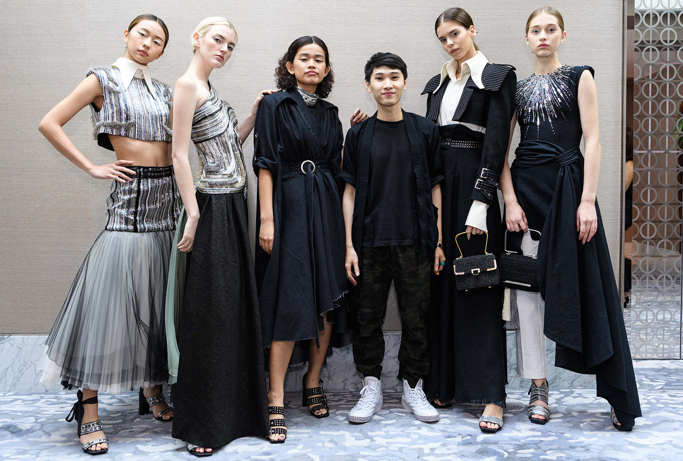 Nhà thiết kế trẻ Việt chinh phục 5 tổng biên tập của 5 quốc gia ảnh 1