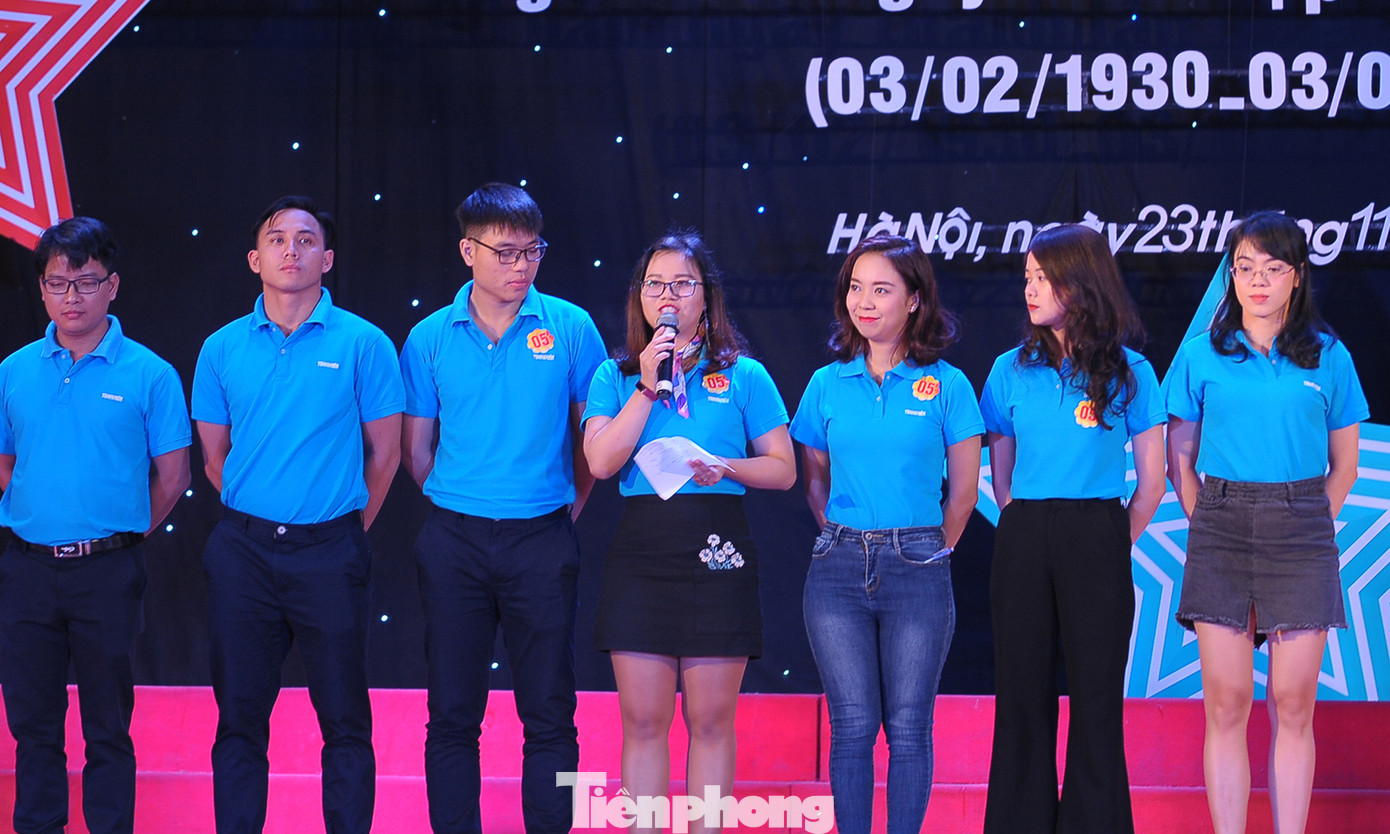 Hiện tượng 'siêu to khổng lồ', Táo quân lên sân khấu hội thi văn hóa công sở ảnh 3