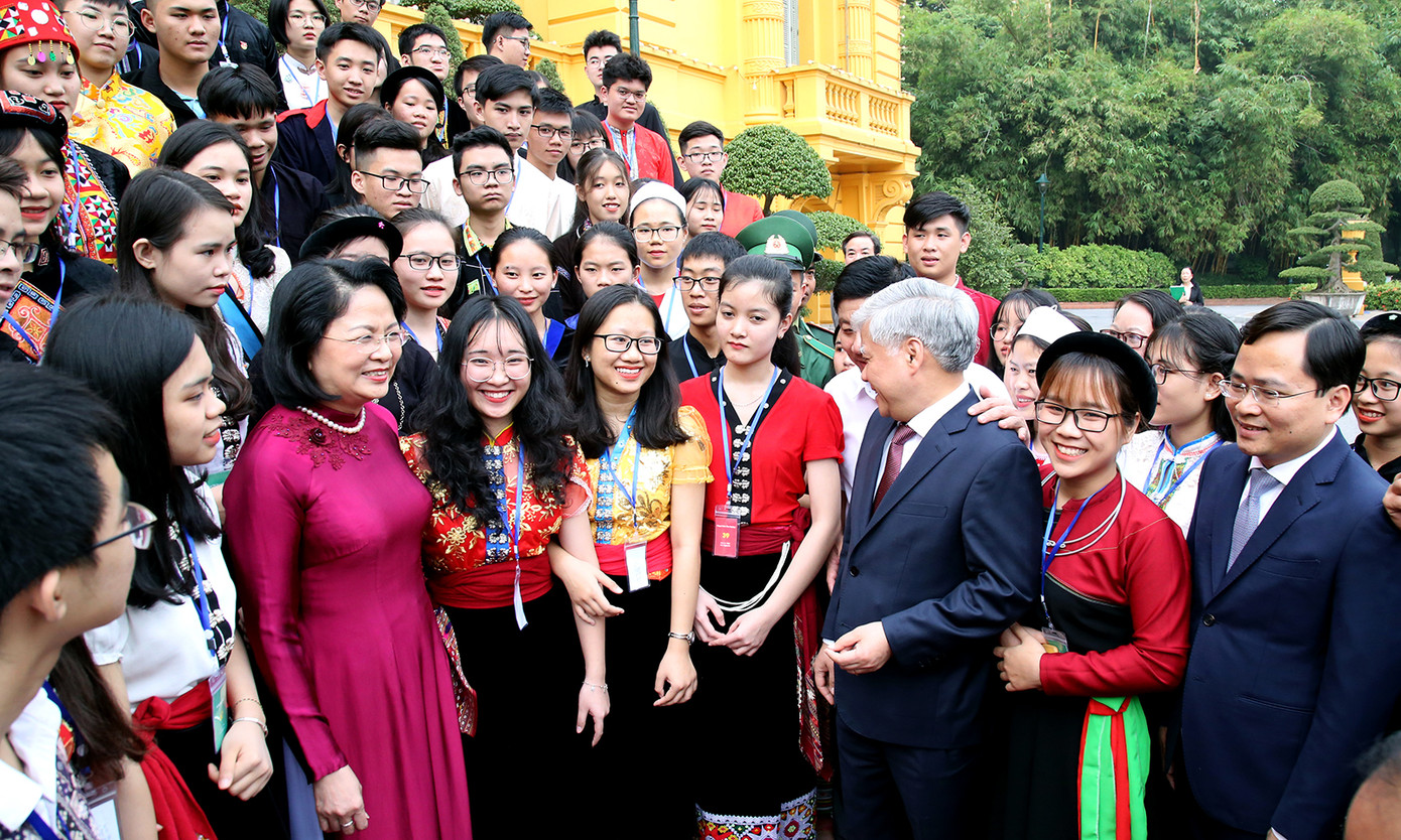Phó Chủ tịch nước gặp gỡ 120 gương dân tộc thiểu số xuất sắc năm 2019 ảnh 1