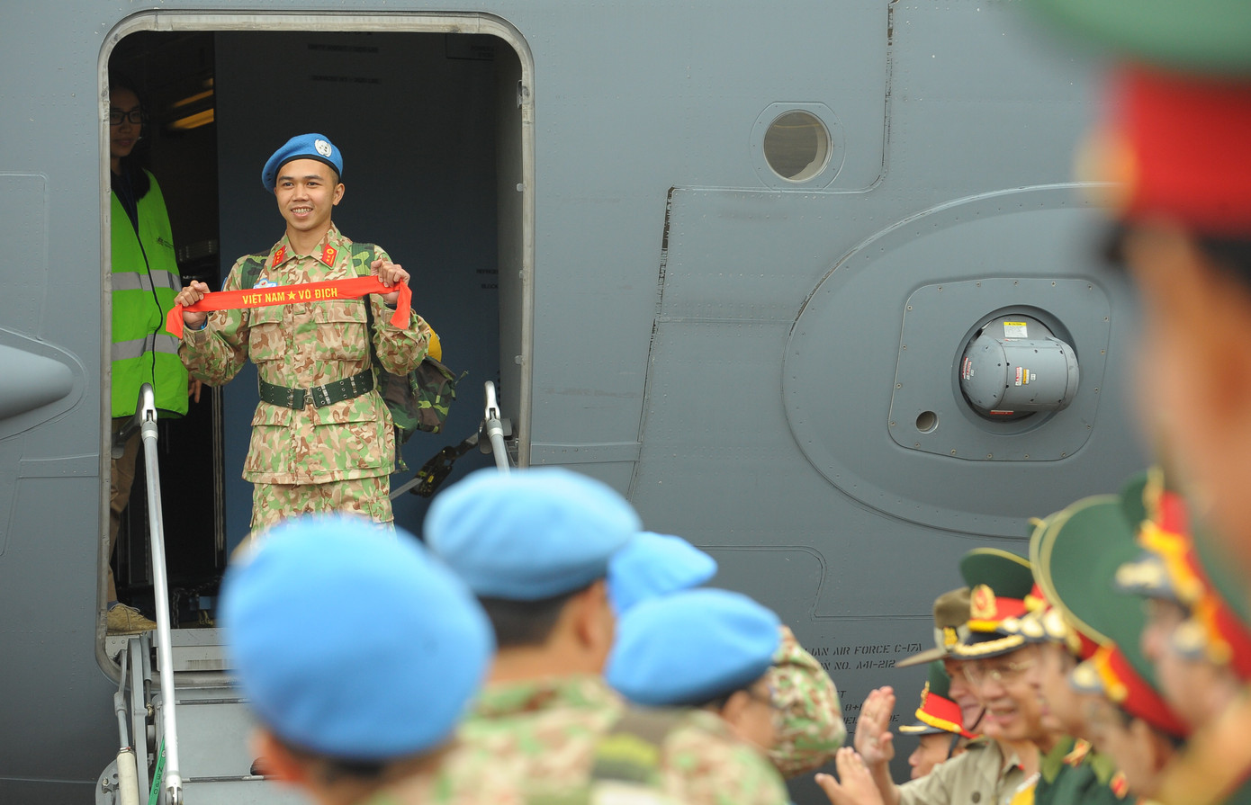 Nước mắt và nụ cười tiễn đoàn bác sĩ Bệnh viện dã chiến cấp 2.2 sang Nam Sudan ảnh 17