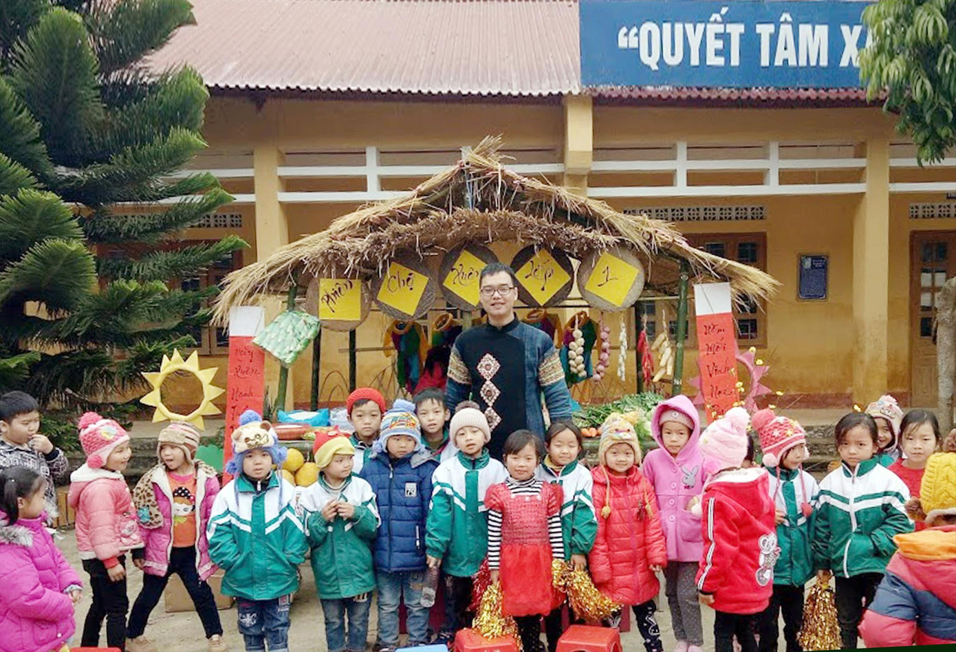 Tuổi 20 địu chữ, gùi nhạc lên non ảnh 2