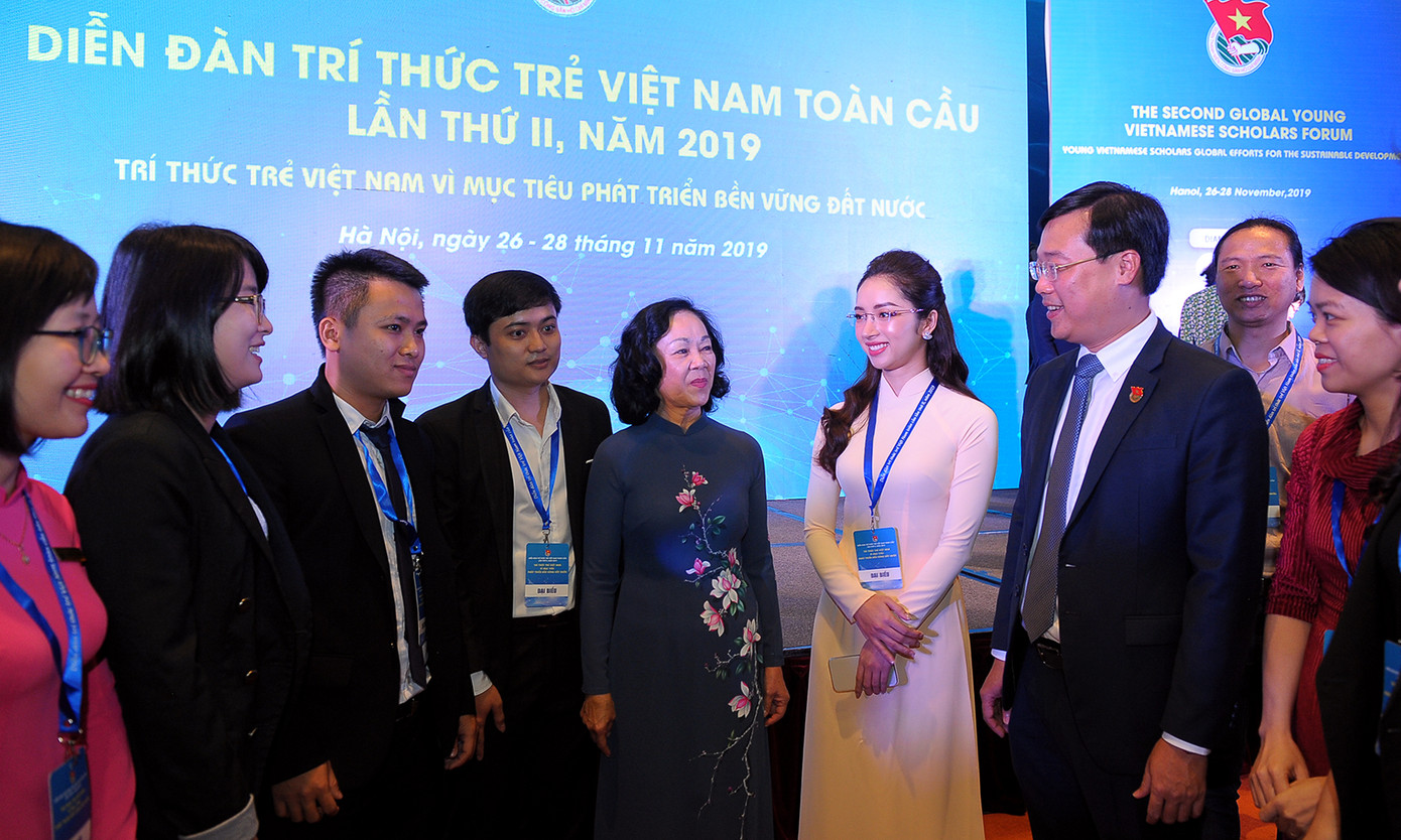 Toàn cảnh lễ khai mạc Diễn đàn Trí thức trẻ Việt Nam toàn cầu lần thứ II ảnh 12