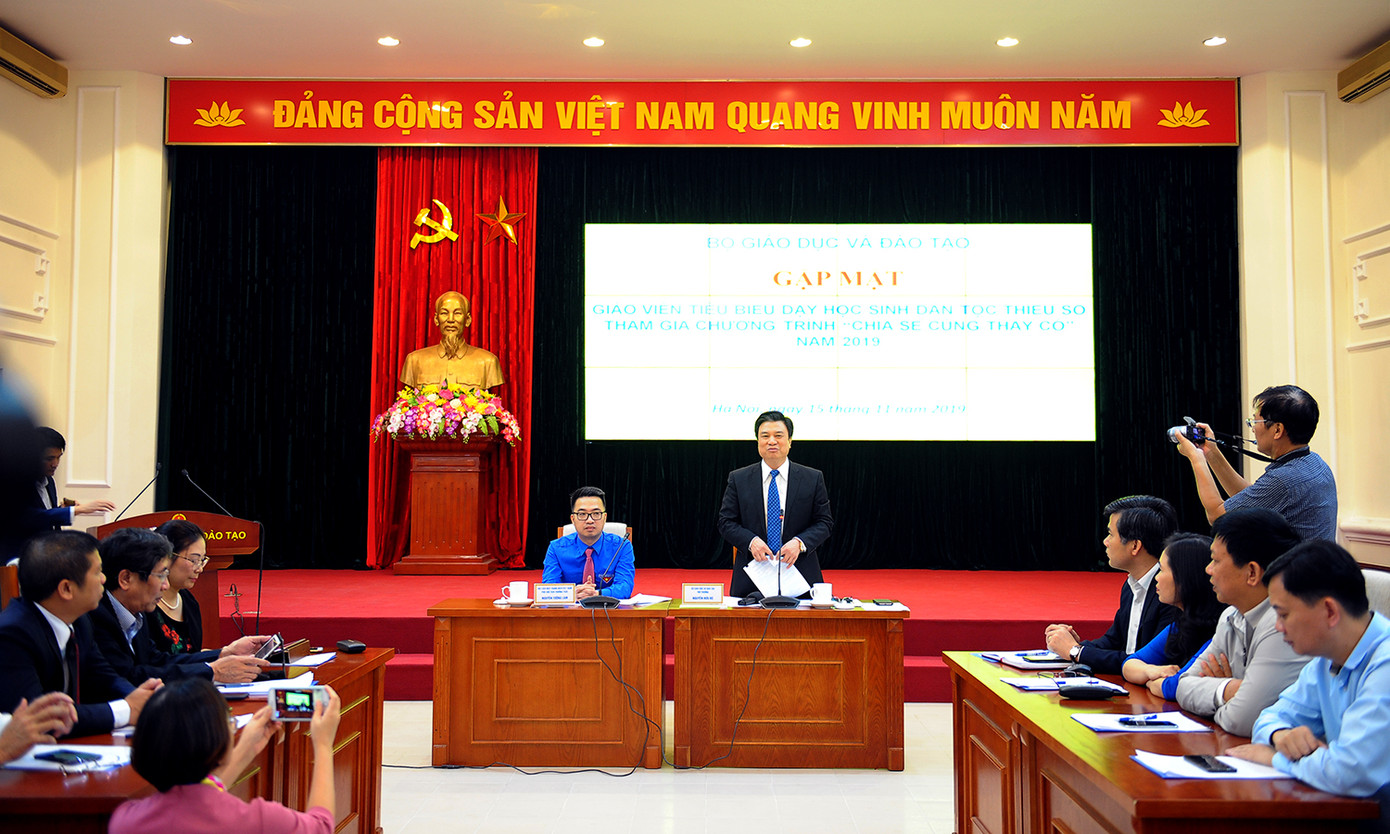 Chia sẻ cùng thầy cô trao tặng sổ tiết kiệm 63 giáo viên vùng cao ảnh 3