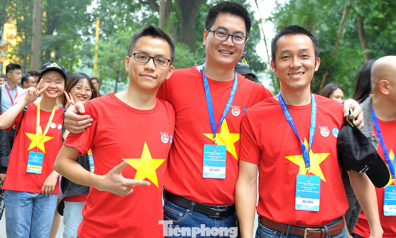 Trí thức trẻ Việt Nam toàn cầu tụ hội tham gia hành trình 'Tôi yêu Tổ quốc tôi' ảnh 7