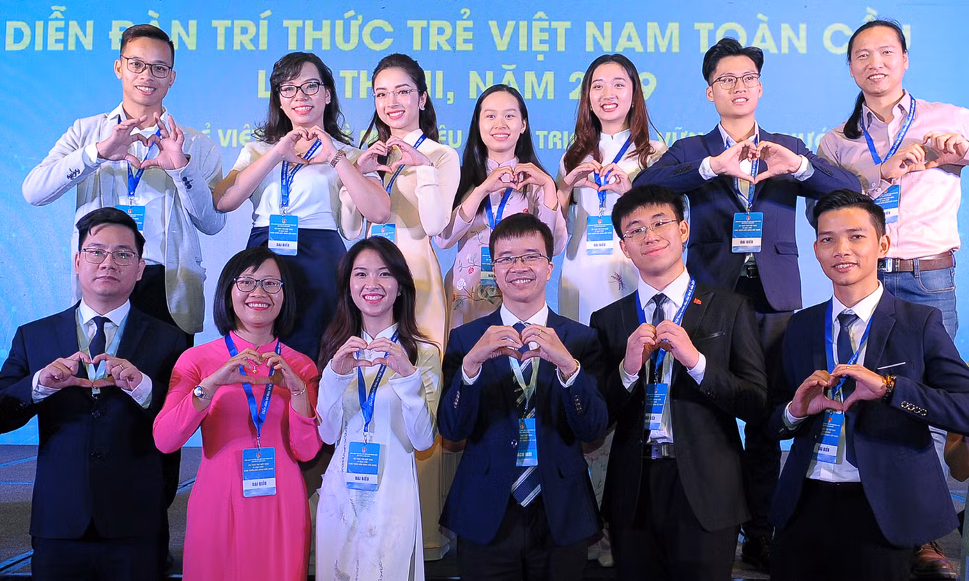Trí thức trẻ xinh đẹp hiến kế xây dựng nhân lực chất lượng từ người yếu kém ảnh 10