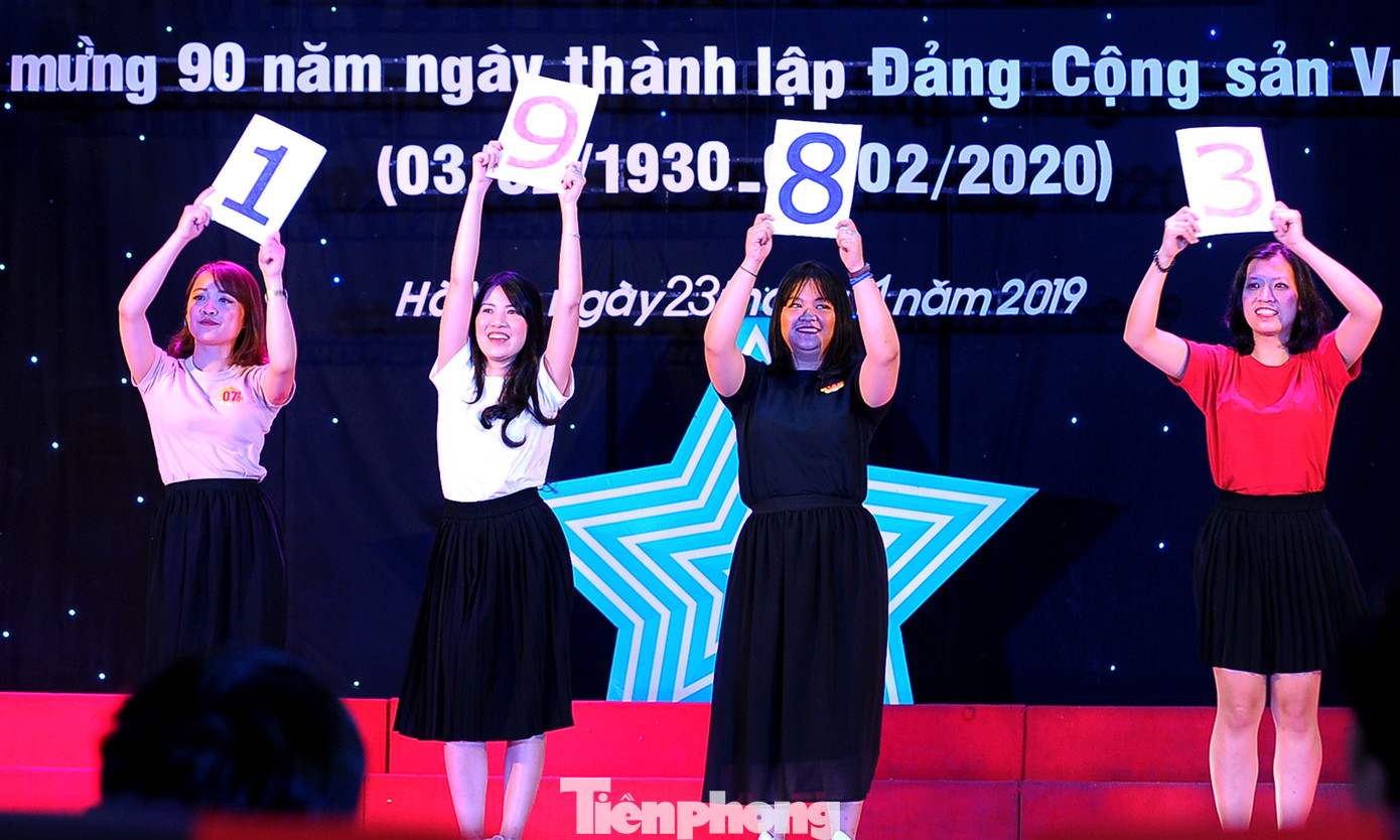 Hiện tượng 'siêu to khổng lồ', Táo quân lên sân khấu hội thi văn hóa công sở ảnh 10