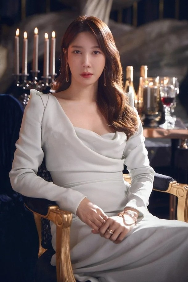 Nhân vật Su Ryeon chỉ có cuộc sống viên mãn về hình thức Nữ chính “Cuộc Chiến Thượng Lưu”: Đời thực còn bi kịch và éo le hơn cả trên phim ảnh 1